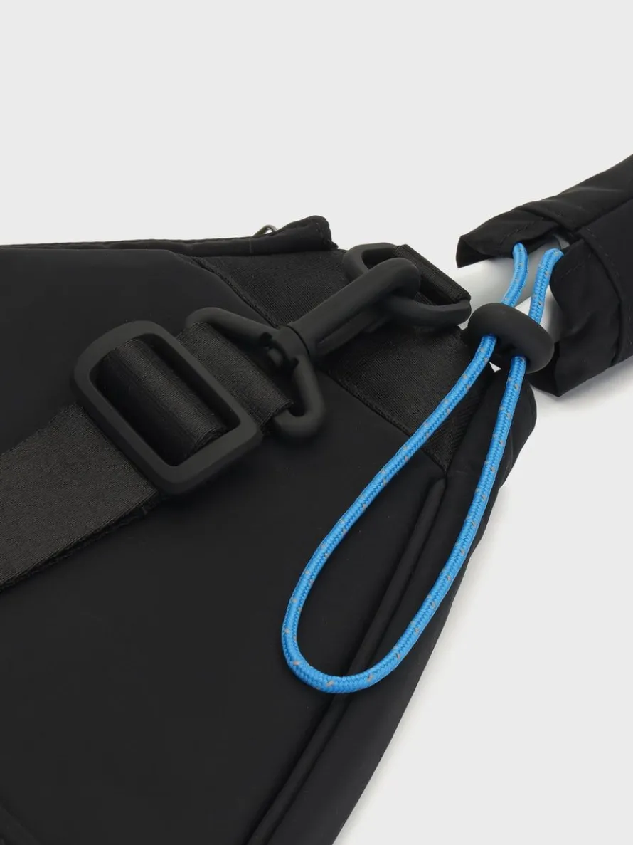 Essential Racket Sling Bag- Black